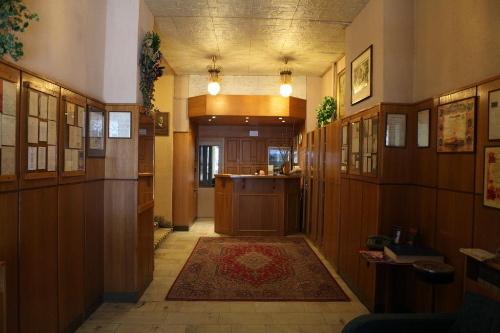Hotel Michle Praag Buitenkant foto